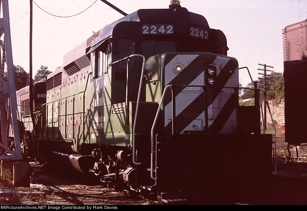 BN 2242
